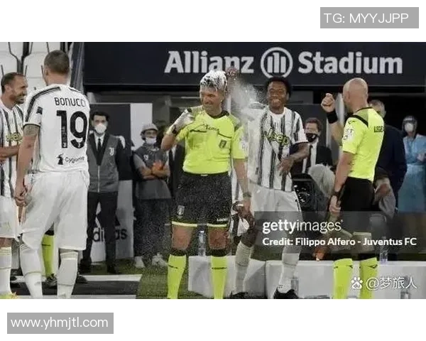 欧联杯惊天冷门里昂大胜国米引发争议判罚全场沸腾